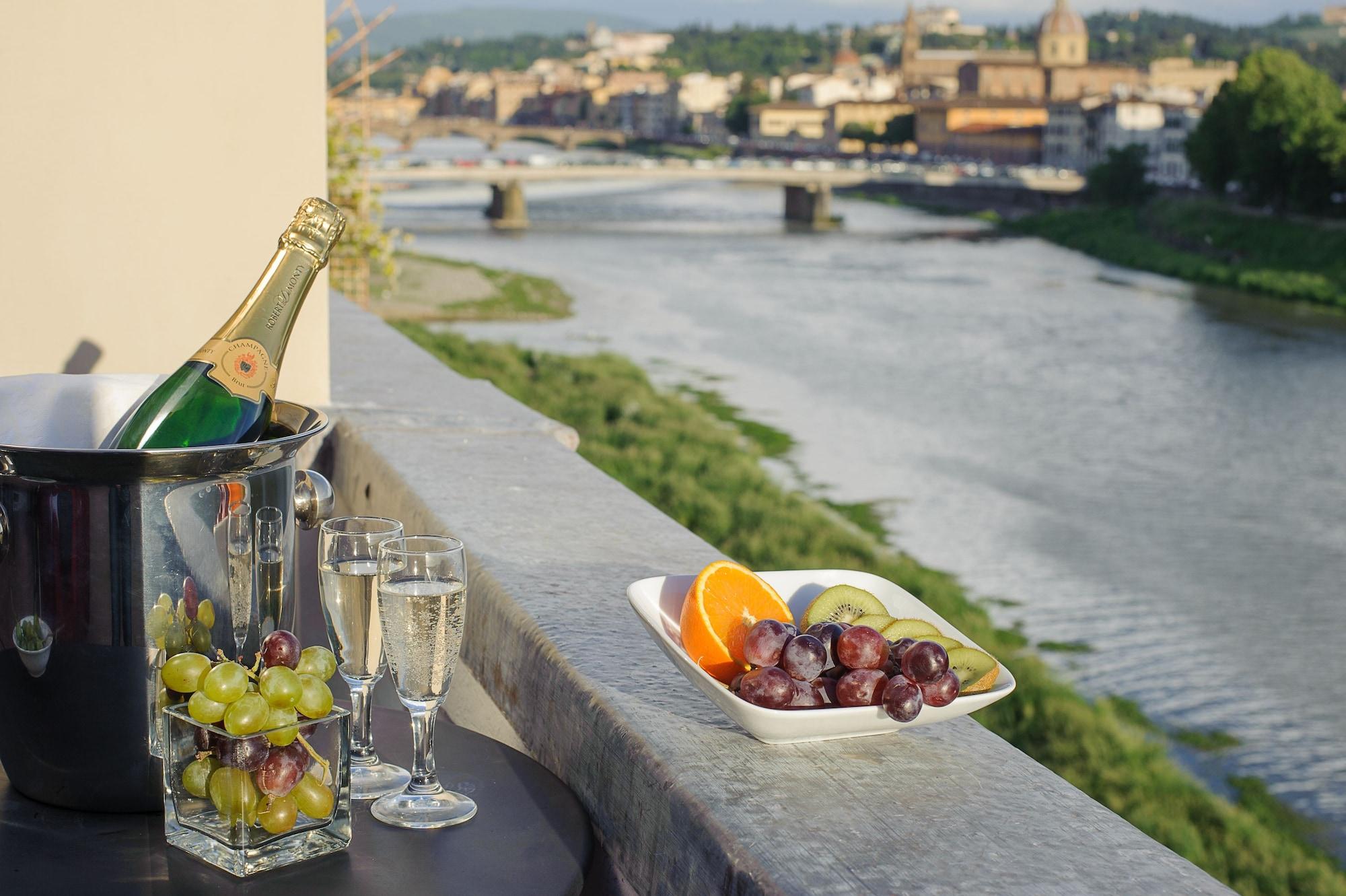 Hotel Lungarno Vespucci 50 Florence Luaran gambar